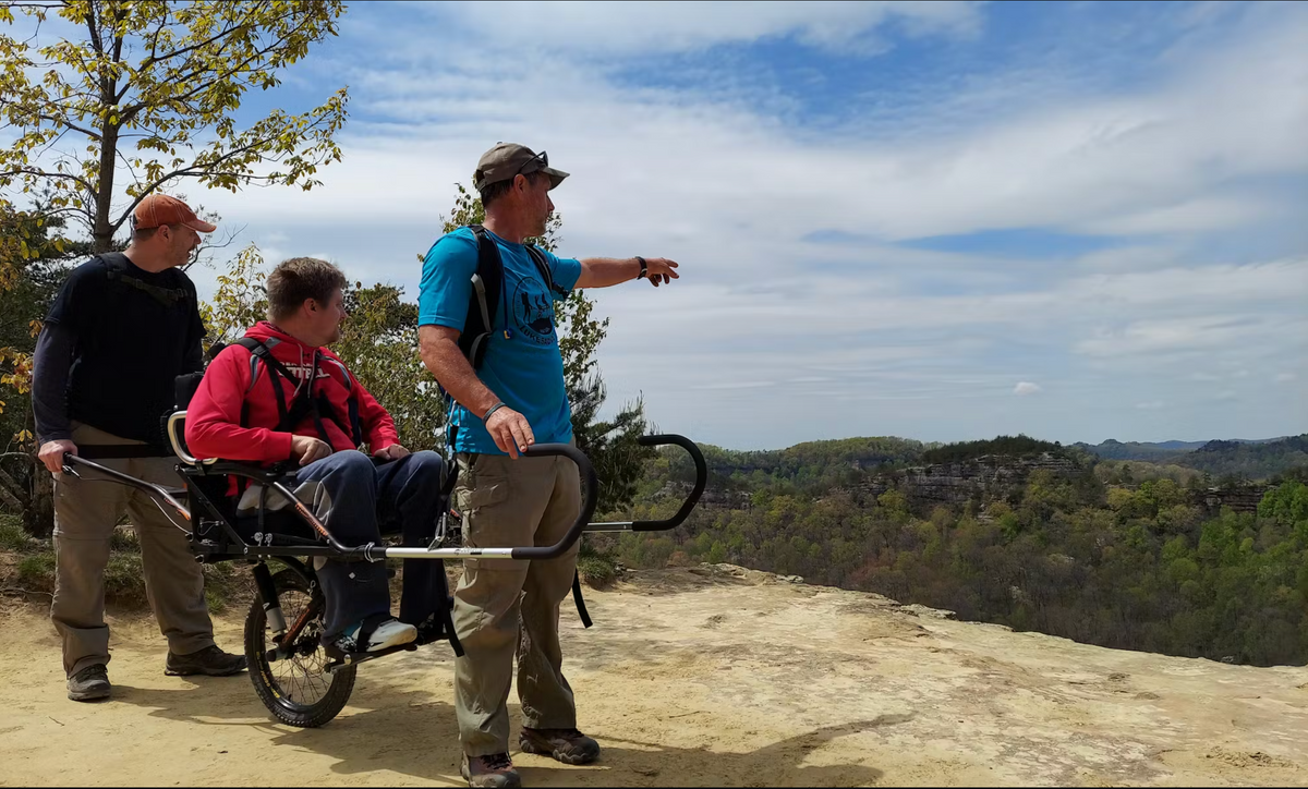Oboz Trailblazer Kevin Schwieger and his Luke5 Adventures team take in the view on a hike.