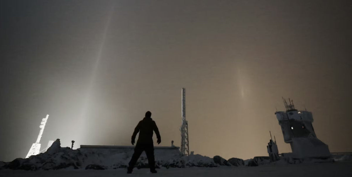Observing weather patterns on Mount Washington.